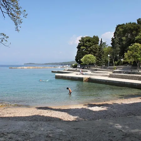 Family-friendly With Swimming Pool Milovcici, Krk - 25984 Malinska