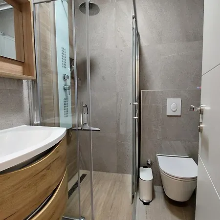 Appartamento Family-friendly With Swimming Pool Milovcici, Krk - 25984 *