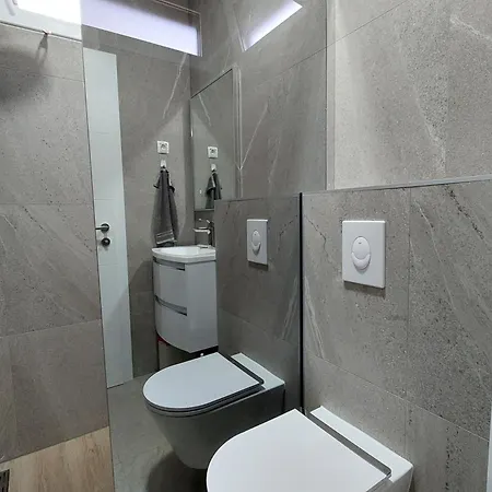 Appartamento Family-friendly With Swimming Pool Milovcici, Krk - 25984 Malinska